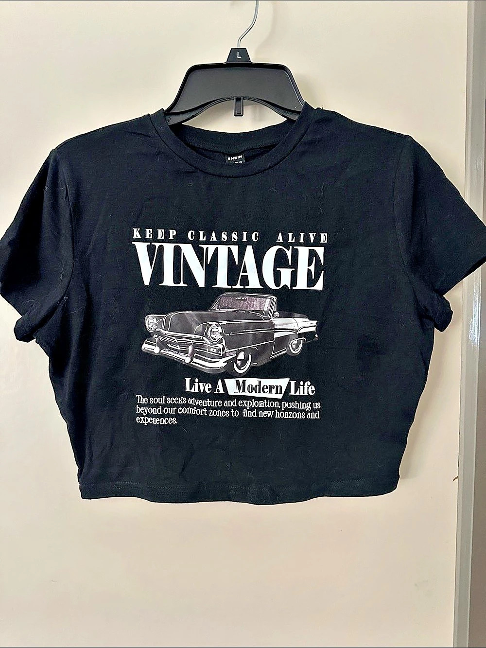 SHEIN EZwear Casual Vintage Car Graphic Print Crop Top EZwear Vintage Car